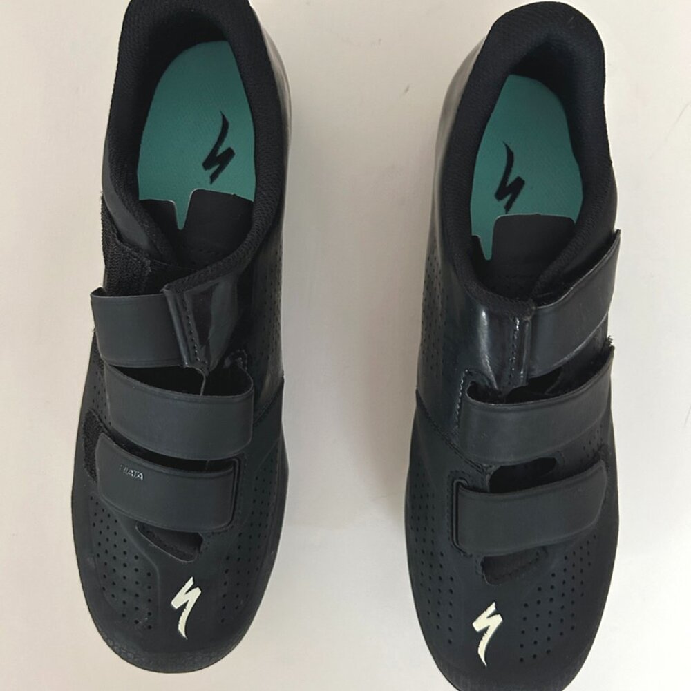 Women's Bike Shoes: Specialized "Riata"